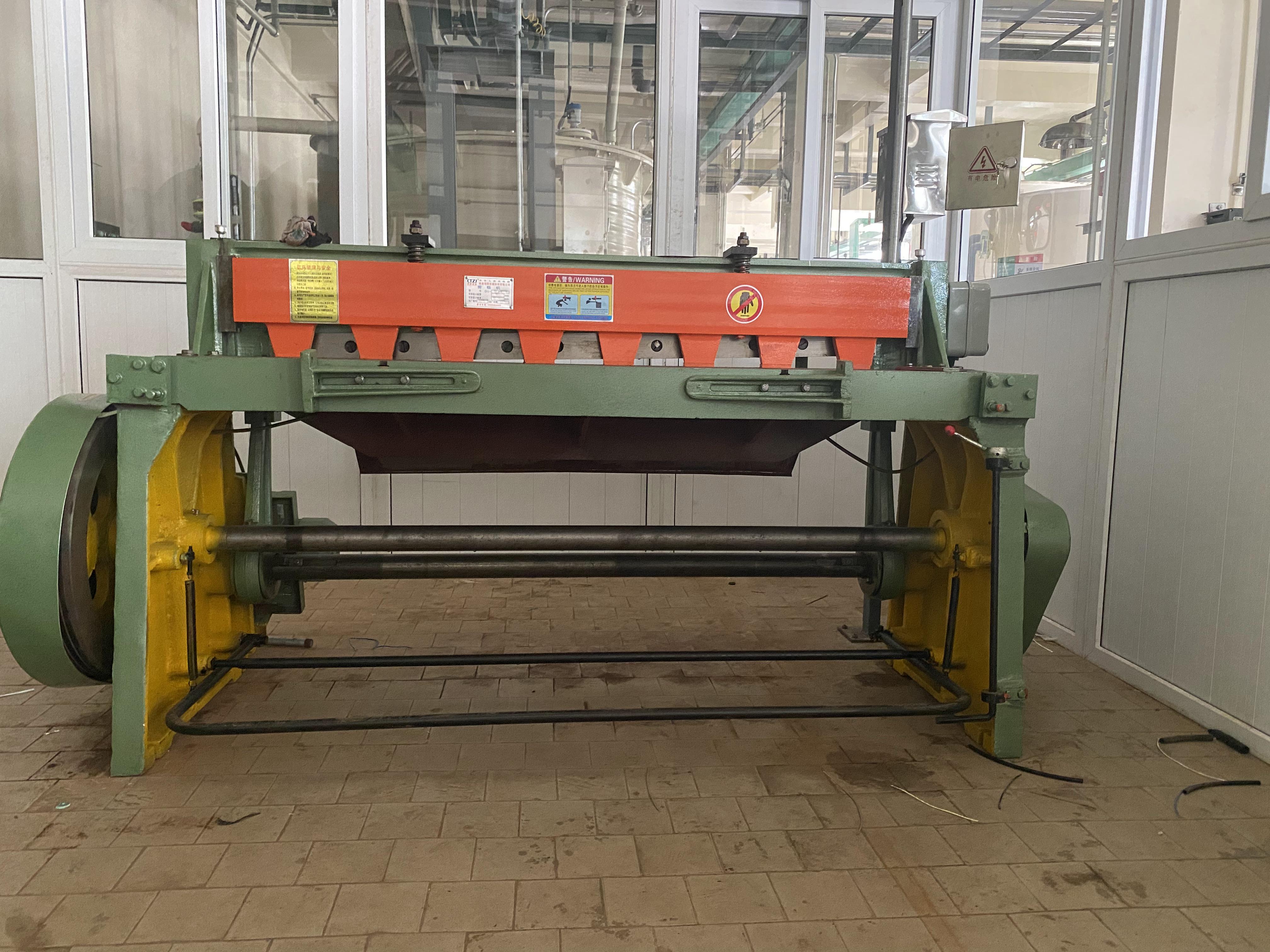 機械剪板機要如何保養?